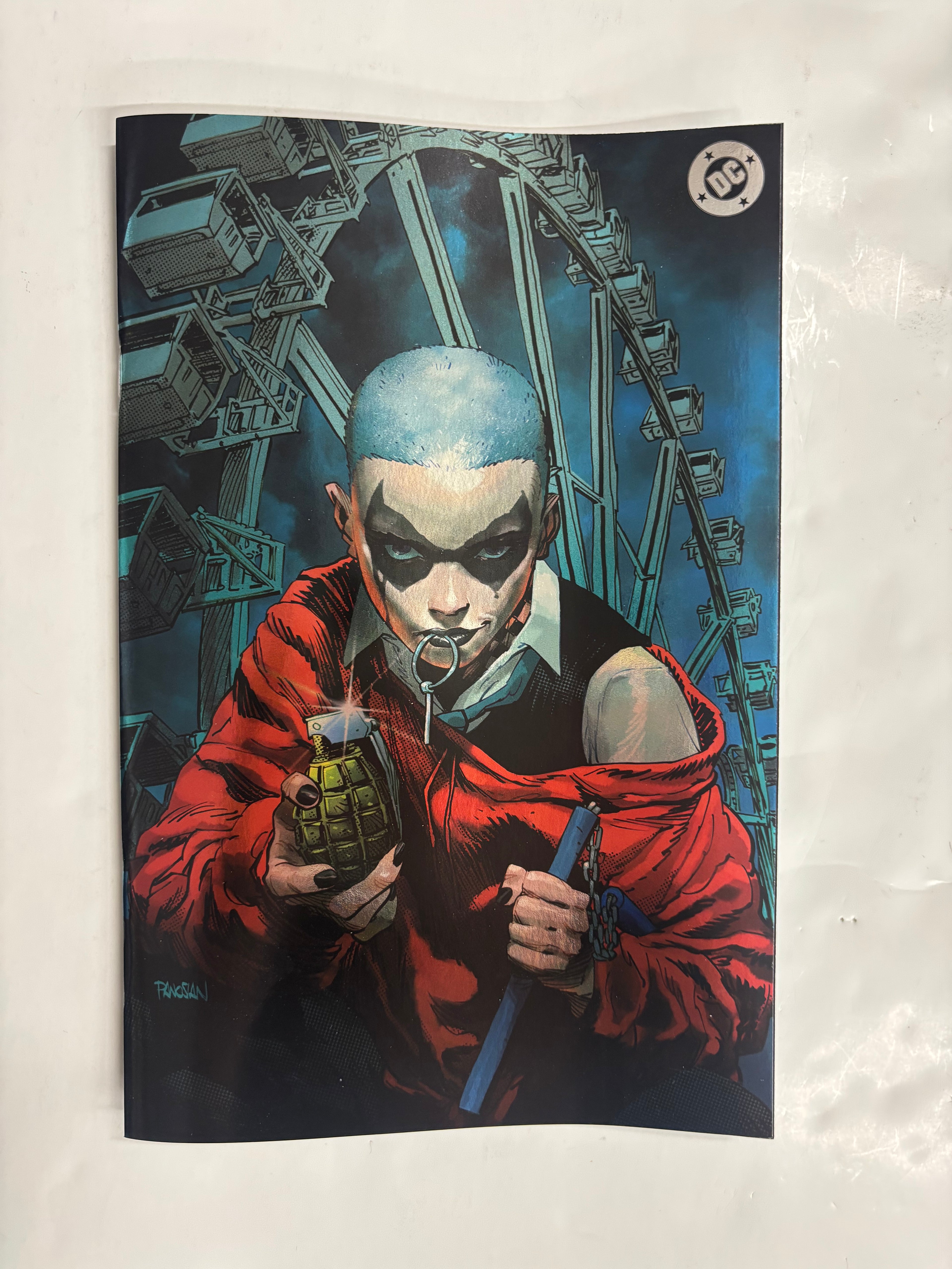 PANOSIAN SIGNED virgin foil absolute Batman #22 panosian cover