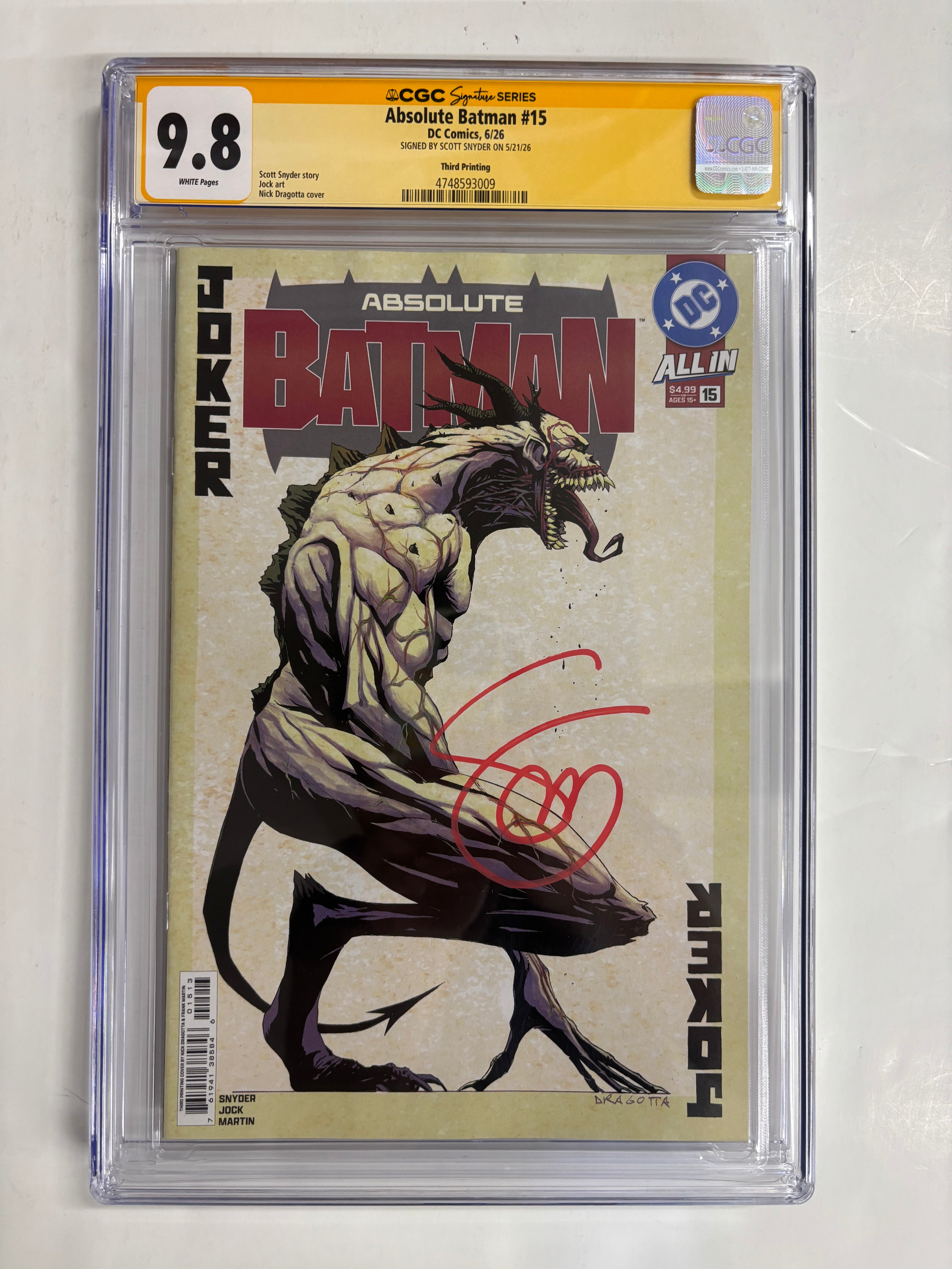 CGC 9.8 yellow slab absolute batman #15 third printing Dragotta and Martin cover signed by Scott Snyder