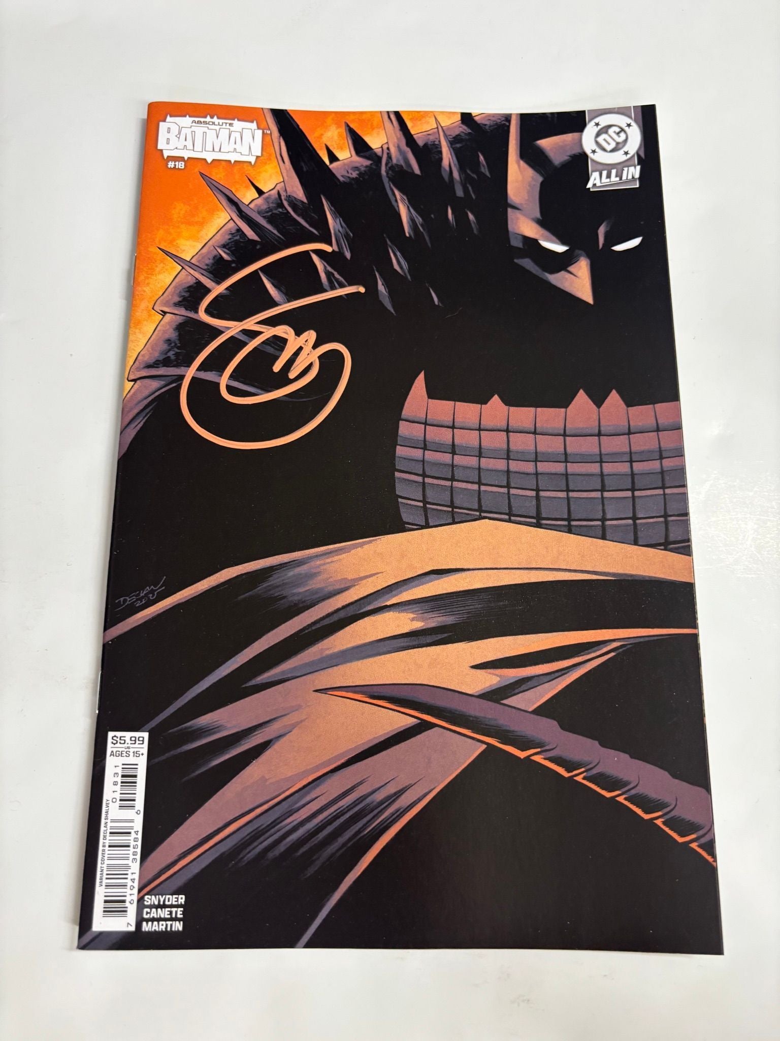 SNYDER SIGNED Absolute Batman #18 Shalvey variant