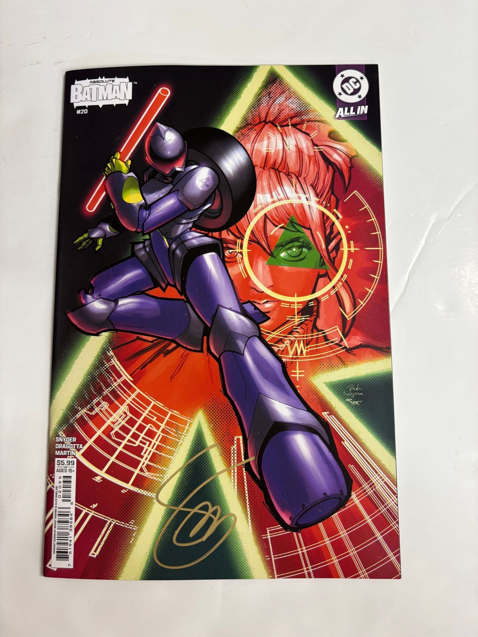 SNYDER SIGNED absolute Batman #20 yagwa & Sinclair variant