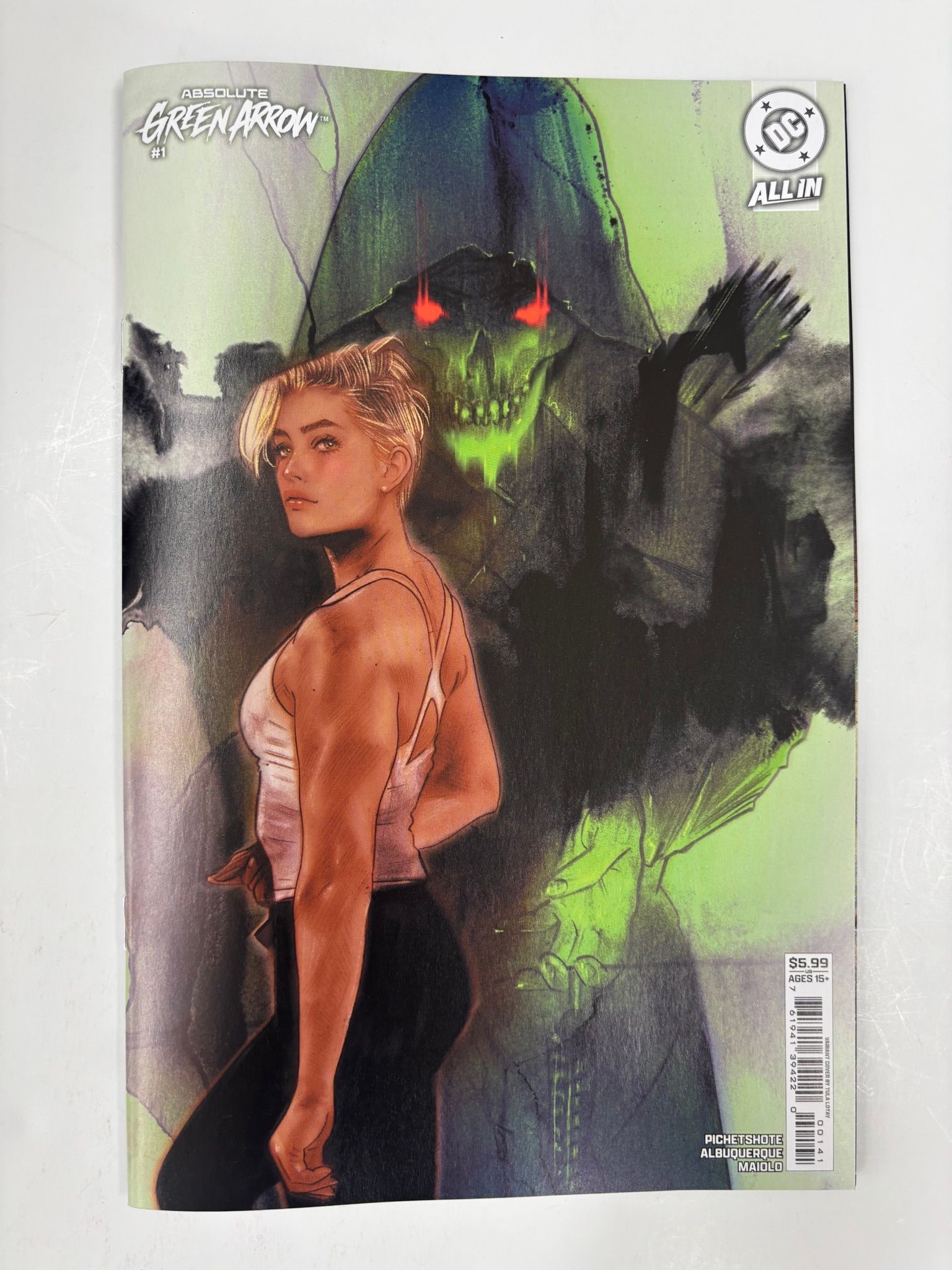 PICHETSHOTE SIGNED absolute green arrow #1 otay variant cover