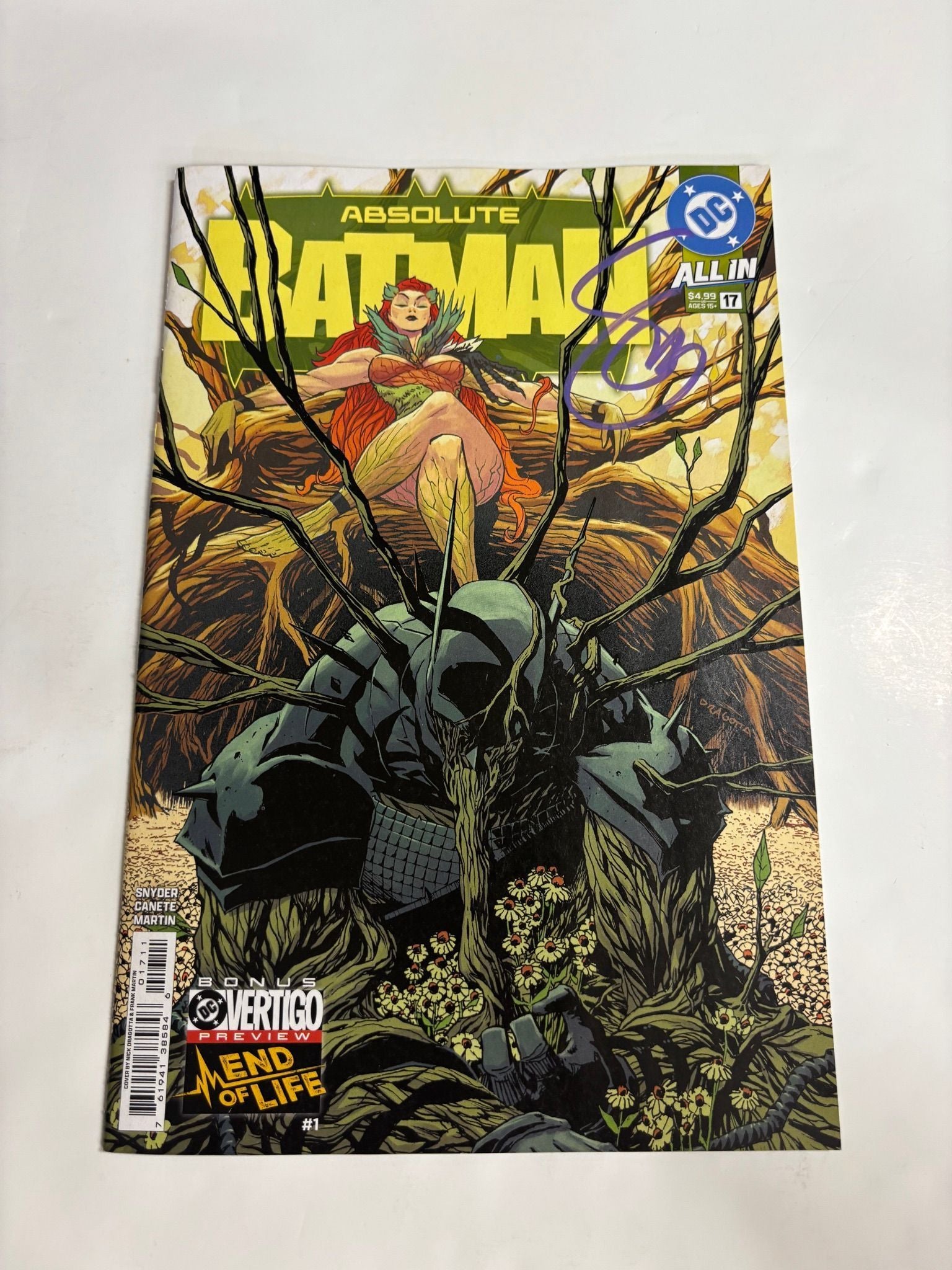 SNYDER SIGNED absolute Batman #17 dragotta & martin cover