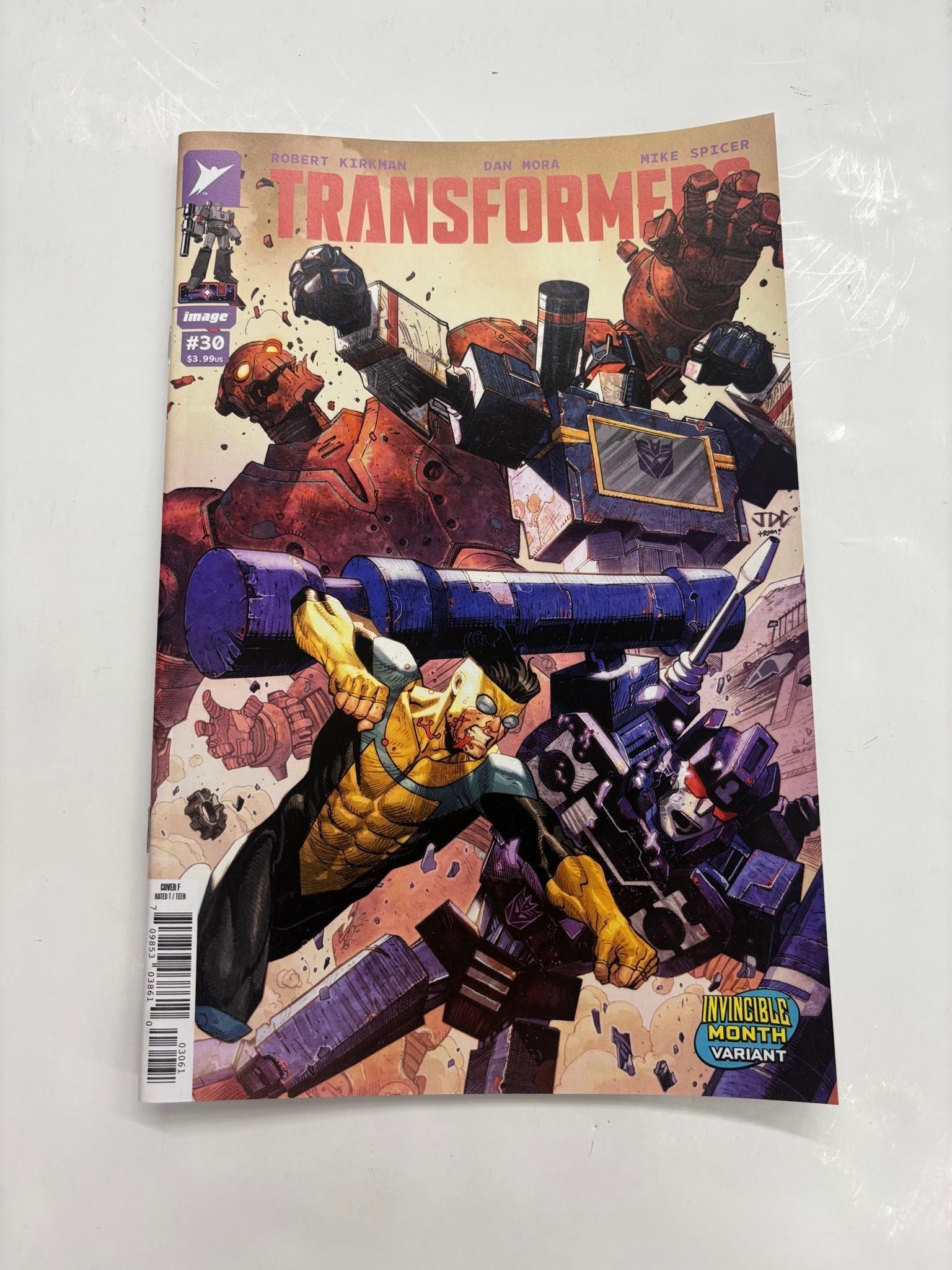 OTTLEY SIGNED transformers #30 invincible month variant